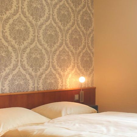 בון Hotel Zum Lowen מראה חיצוני תמונה